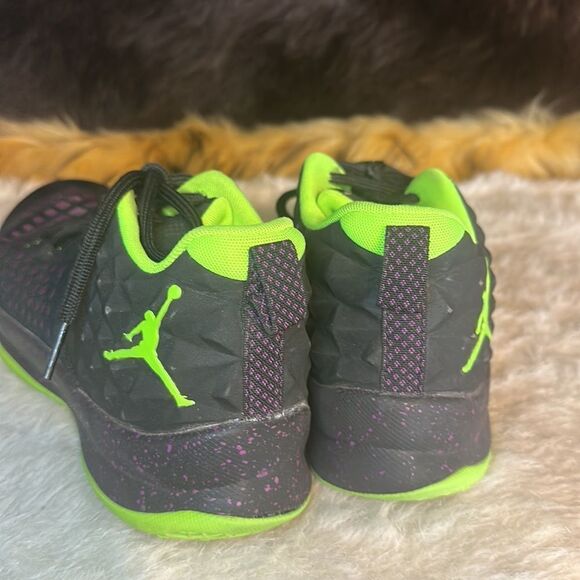 Nike extra fly Jordan shoes 6.5 (2700) - Picture 4 of 10